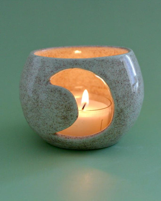 Neutral Crescent Moon Luminary